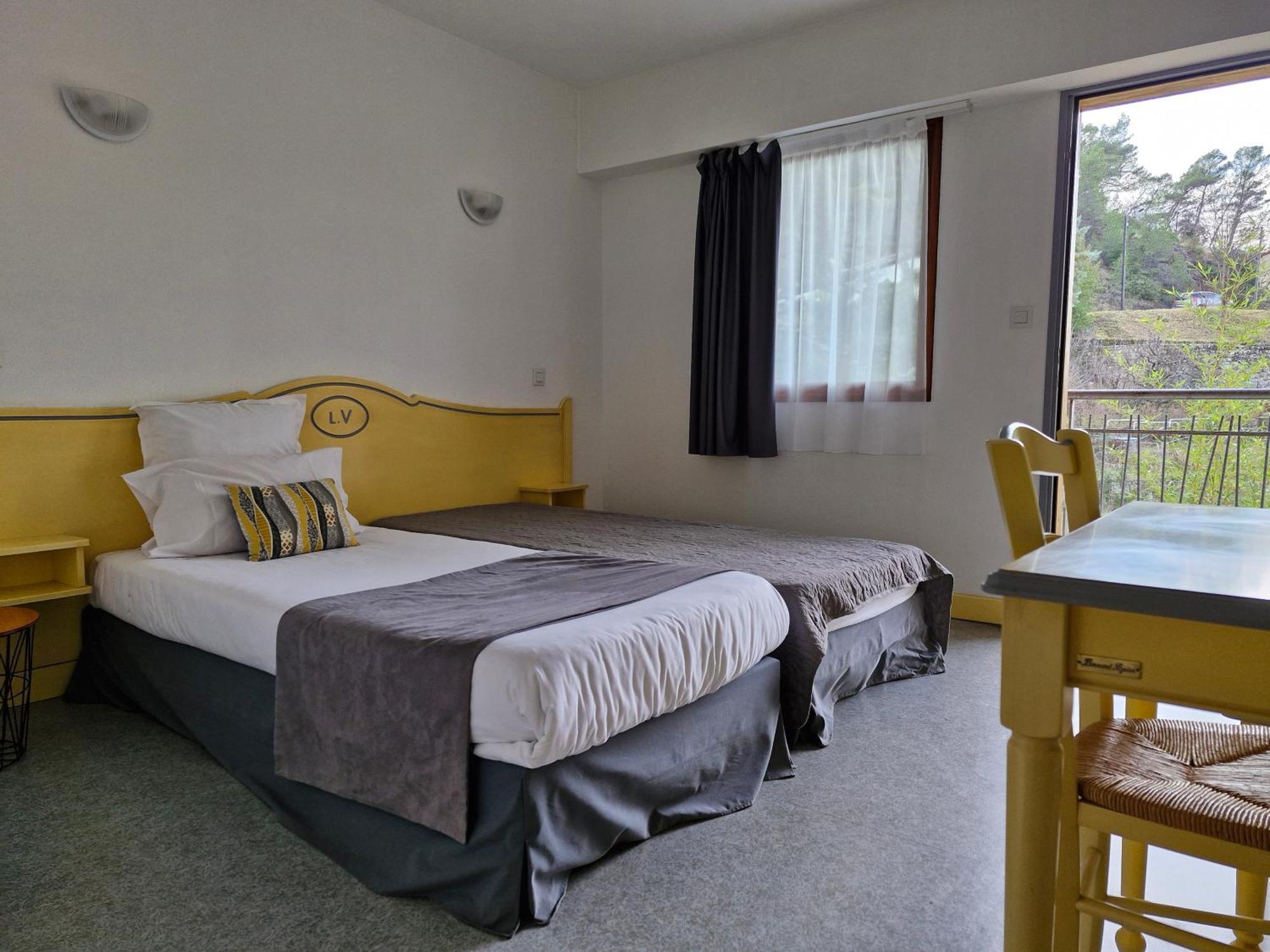 Hotel Le Vanseen 레반 외부 사진