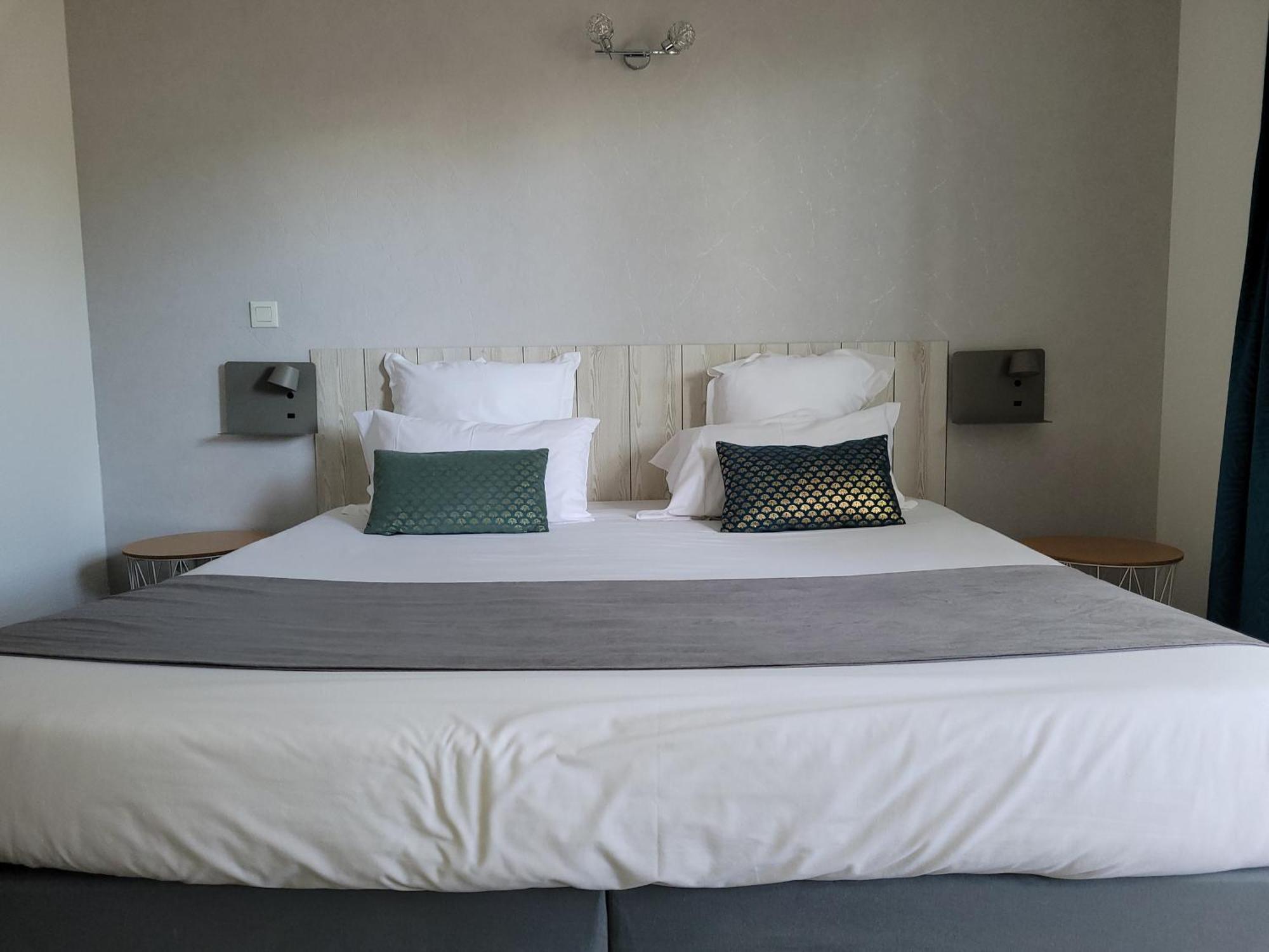 Hotel Le Vanseen 레반 외부 사진