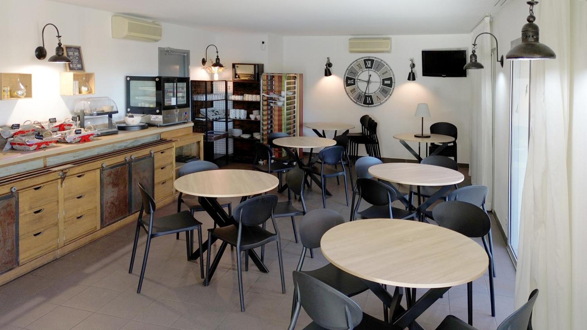 Hotel Le Vanseen 레반 외부 사진