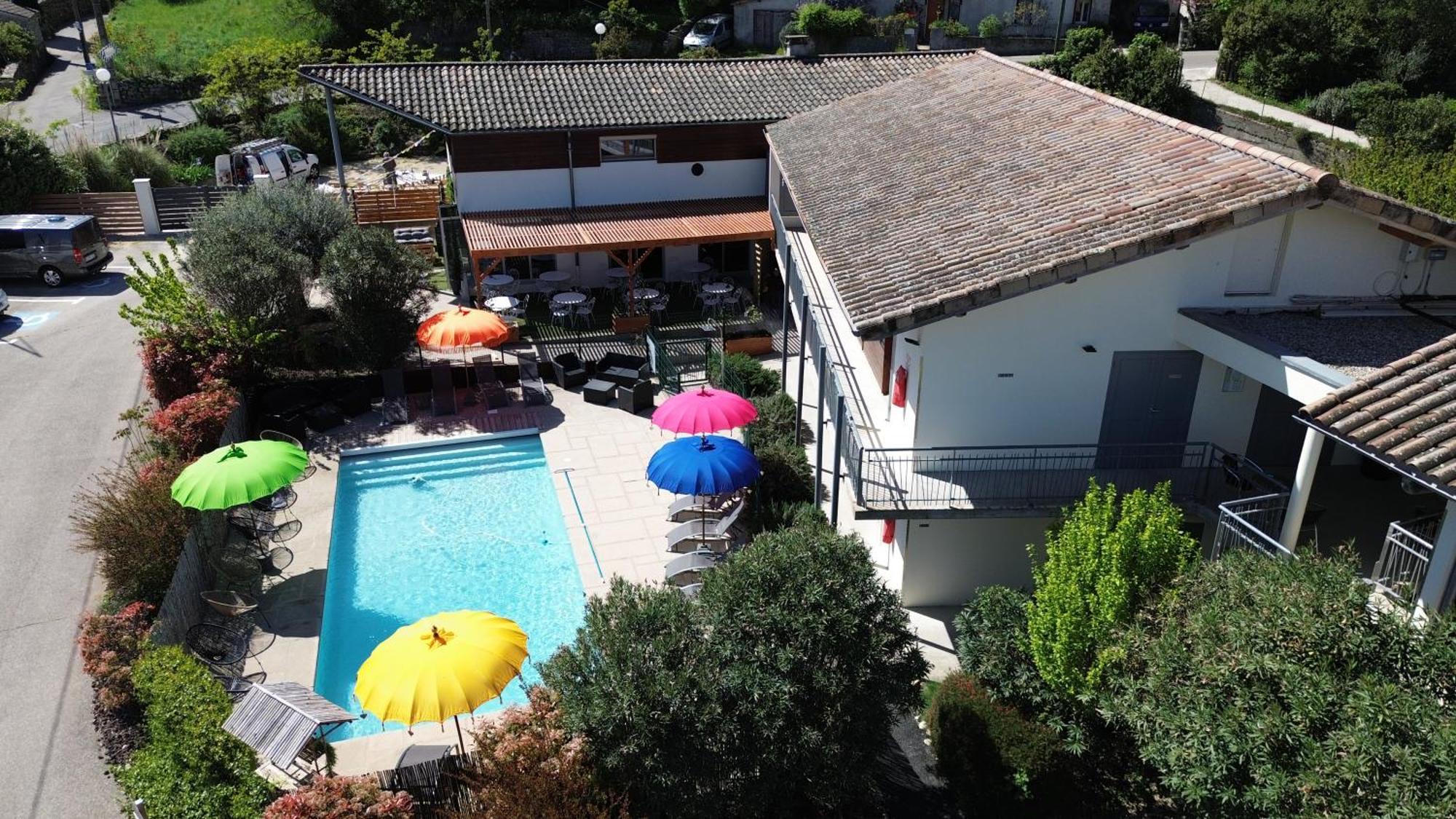 Hotel Le Vanseen 레반 외부 사진
